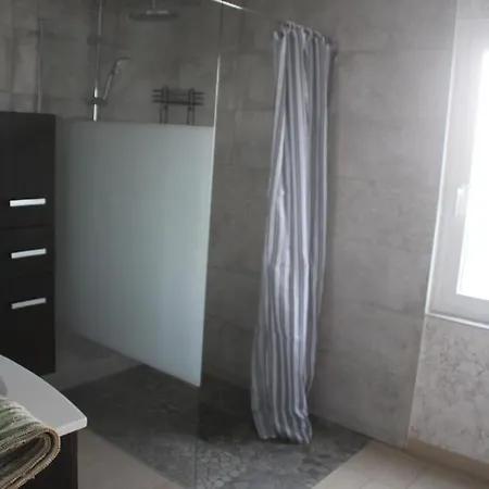 Le Corbeau * Girondelle