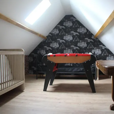 Le Corbeau Holiday home Girondelle