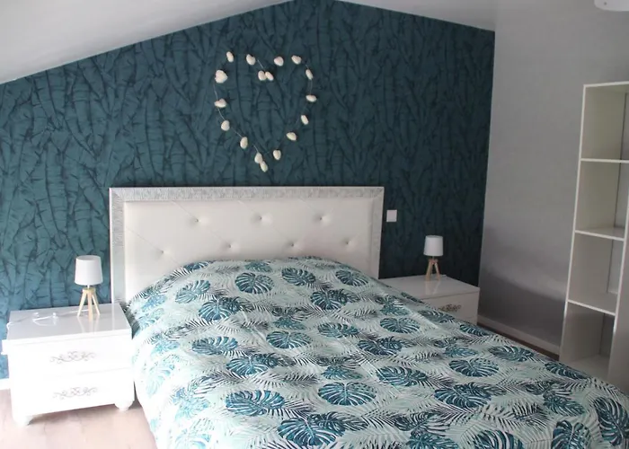 Holiday home Le Corbeau